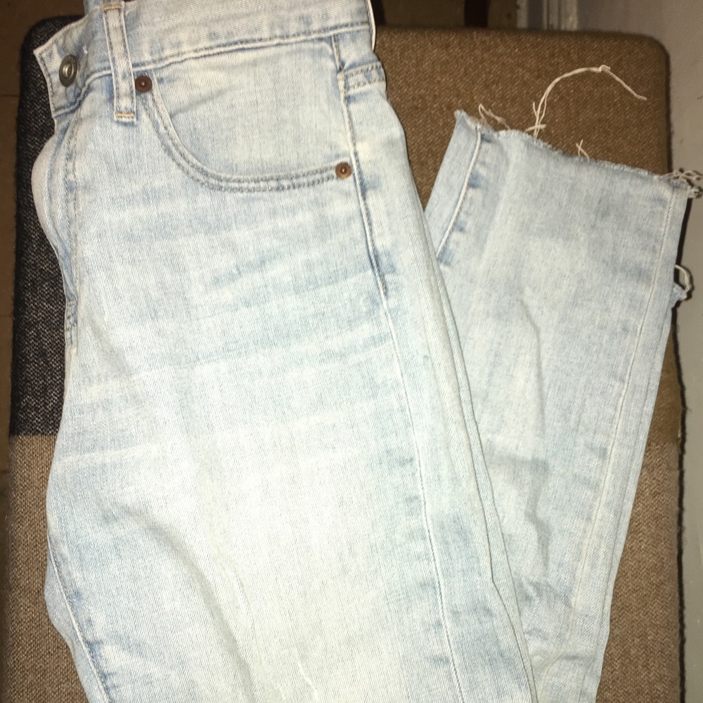 Uniqlo cropped jeans Size 23 inch
